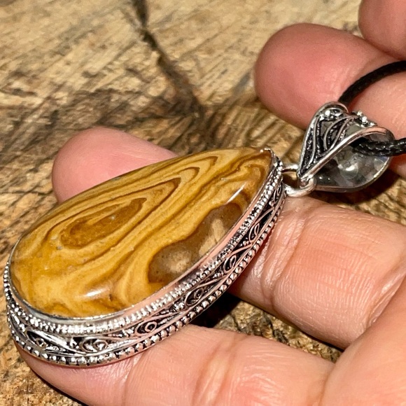 Australian Outback Jasper Pendant 2 1/4” - Picture 11 of 16